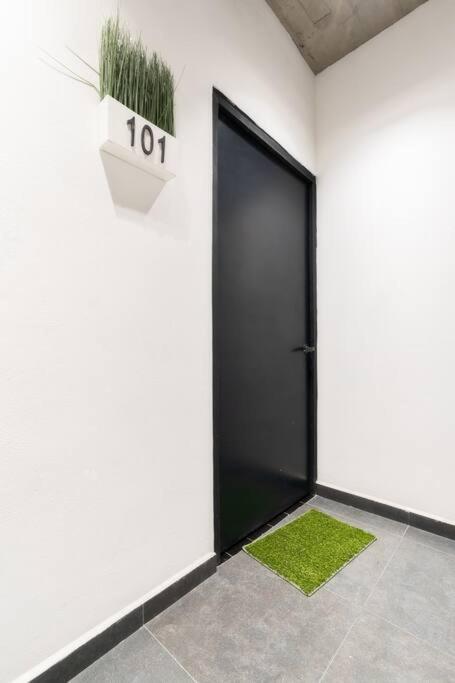 P101 Zocalo Cathedral 2bdrm 2bath Ac Rooftop Apartment *